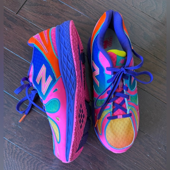 New Balance 890 V3 “Rainbow”Sneakers - Picture 5 of 13